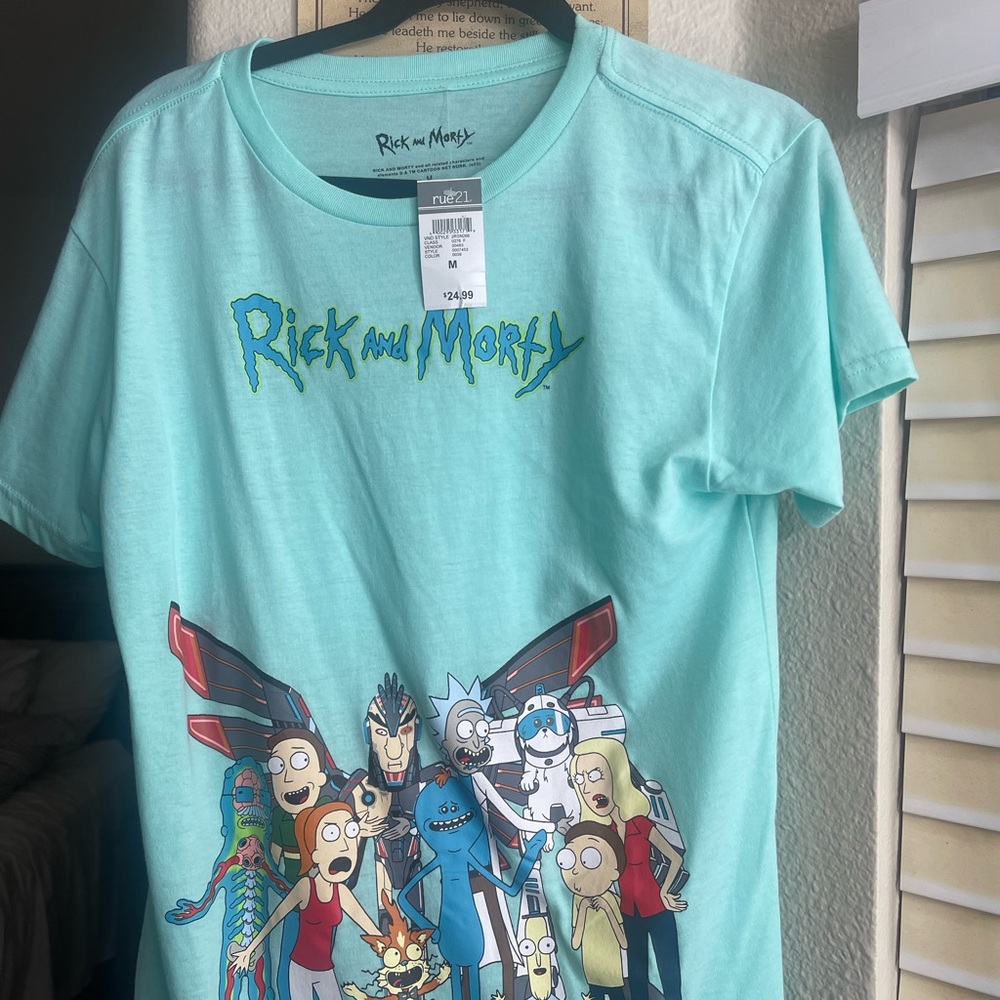 Rick & Morty T-Shirt Sz M Teal Graphic Tee
Short Sleeve Rue21 NWT $24.99